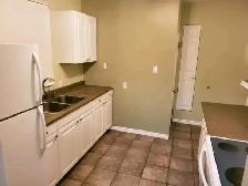 Room for rent near University of Alberta - Photo 7