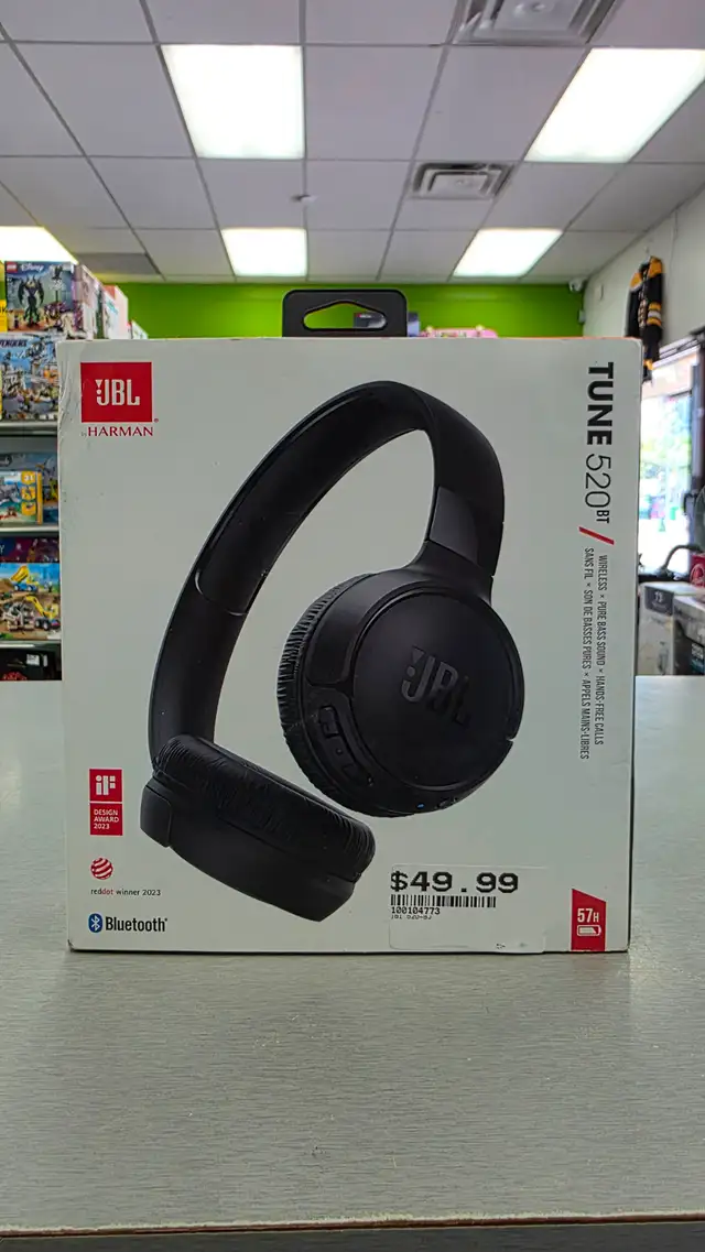 JBL Tune 520BT Wireless Headphones - BRAND NEW