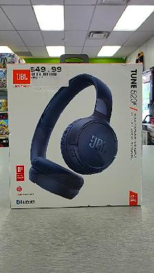 JBL Tune 520BT Wireless Headphones - BRAND NEW - Photo 3
