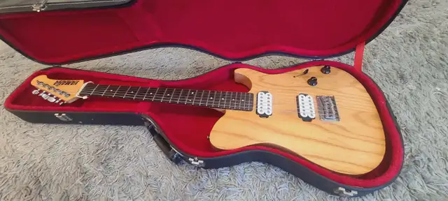Yamaha 120 SD Electric Guitar & Hard Shell Case, Great Deal!