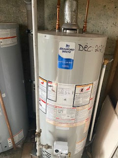 Deux chauffe-eaux (60 et 40 Gallon)400 C$