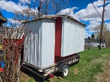 Insulated fishing shack for sale - Photo 6