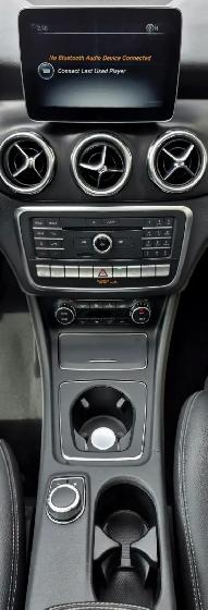 2019 Mercedes-Benz GLA250 AMG Package 4Matic - Photo 9