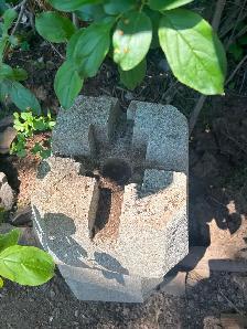 Patio base concrete blocks - Photo 2