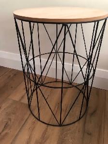 farmhouse county lantern and side table - Photo 3