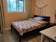 Bright, cozy and quiet private room available - Photo 3