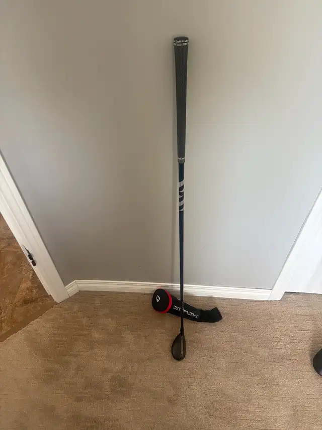 Taylormade Stealth Plus hybrid