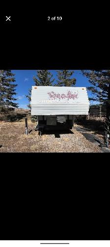 1994 Rustler Travelaire 5th wheel - Photo 2