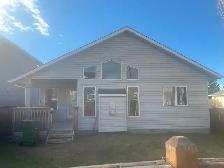 Room for rent in lovely home in Tuscany NW Calgary, Private