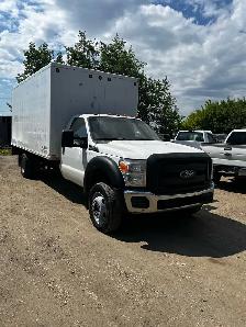 2012 Ford F450 Super Duty 16’ Cube Van - Photo 2