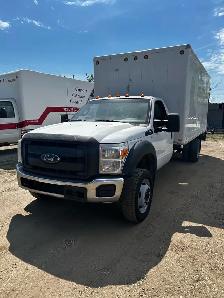 2012 Ford F450 Super Duty 16’ Cube Van - Photo 3