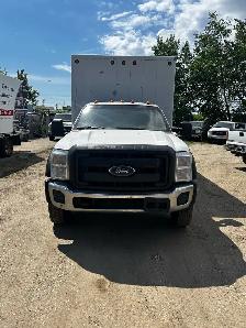 2012 Ford F450 Super Duty 16’ Cube Van - Photo 8