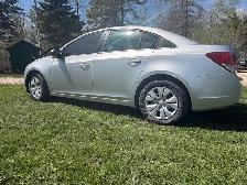 2014 Chevy Cruze - Photo 3