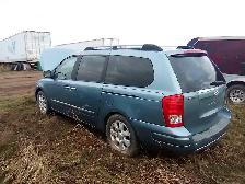 08 Hyundai minivan in good condition - Photo 2