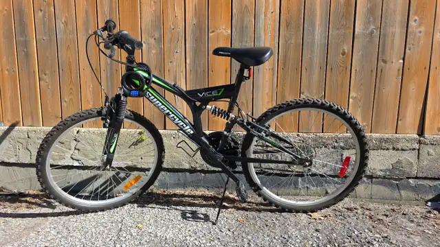 Supercycle Vice DS Youth Bike 20' Wheel 16' Frame Size