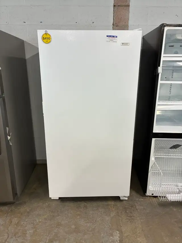 Freezer Upright Frigidaire-90-day warranty-Credit Cards accepted