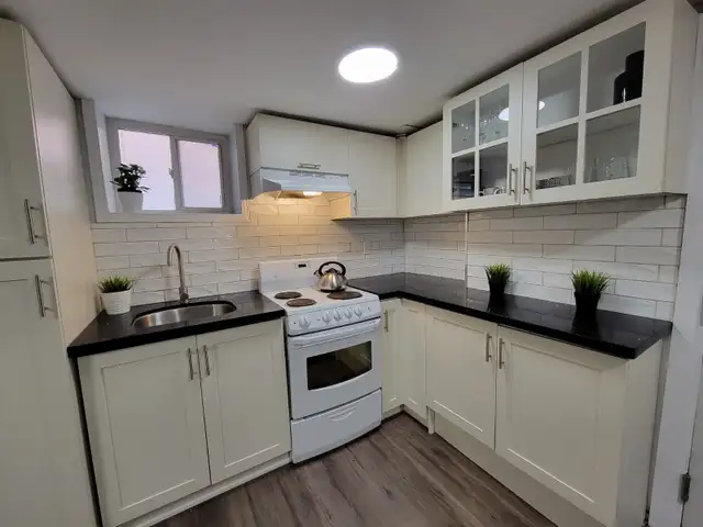 Fully Furnished 1BR Basement Suite – Dufferin/St. Clair