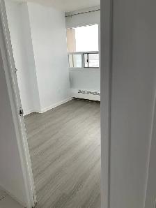 3 bedroom for rent - don mills and gateway - Photo 3