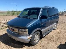 2000 GMC Safari Minivan