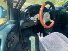 2000 GMC Safari Minivan - Photo 5