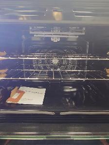 Frigidaire '30' Stainless Steel Freestanding Electric Range - Photo 7