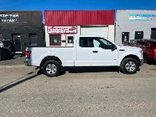 2015 Ford XLT Super Cab 4X4 6.5 foot box - Photo 4