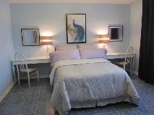 Why drive to work? Rent large room, 15 min walk to 3 Honda Plant