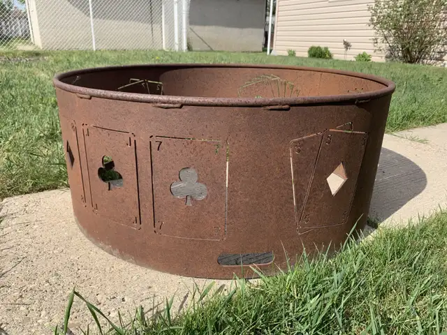 Fire Pit Ring with Poker Design