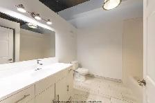 Rare Find! Spacious, stunning renovated LOFT - Photo 5