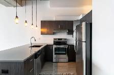 Rare Find! Spacious, stunning renovated LOFT - Photo 12