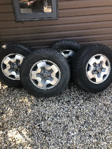 4 maxtour tires with rims 235/ 70R15 radials  with blazer rims