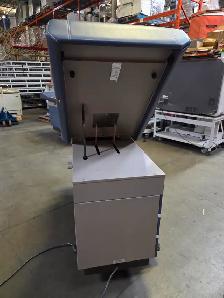 Midmark Ritter 104 Exam Table - Photo 4