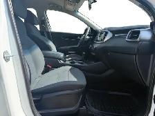 2017 Kia Sorento AWD Low Km H.seat Bluetooth 1yr warranty - Photo 13