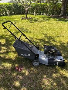 Self-propelled Lawnmower $160 - Photo 2