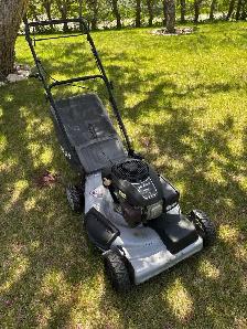 Self-propelled Lawnmower $160 - Photo 3