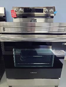 Samsung ‘’30’’ Stainless Steel Freestanding Electric Range - Photo 5