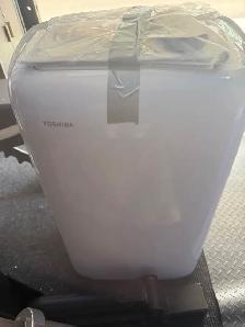 Toshiba portable AC Model # RAC-PD081CRC - Photo 3
