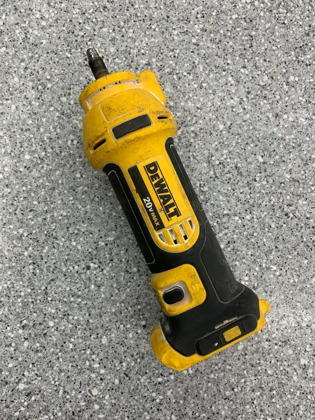 Dewalt DCS310 12V Sawzall