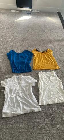 new condition womens sz  M-L - Photo 3