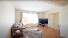 Detached 3 Bedroom 1 Washroom Home For Lease in Brampton - Photo 4