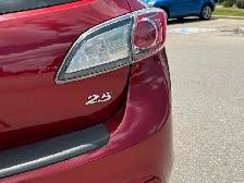 2010 Mazda 3 2.5 L GT HatchBack 146000 km - Photo 4