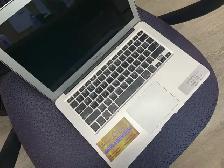 2015 MacBook Air - Photo 2