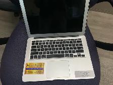 2015 MacBook Air - Photo 3