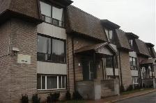 ALLISTON very LARGE 2 Bedroom 910 SF - Photo 9
