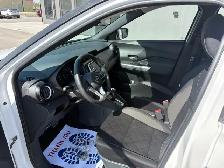 2019 NISSAN KICKS SV - BACK-UP CAMERA - CARGO COVER - BUCKET STS - Photo 10