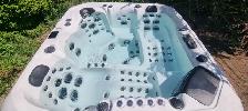 SATURN HOT TUB FOR SALE