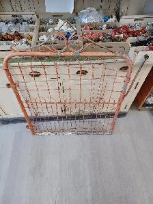 Vintage Garden Gate - Photo 2