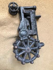 Vintage John Deere tractor cast iron