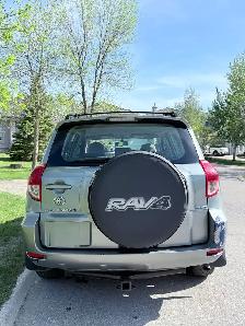 Toyota RAV4 - Photo 4
