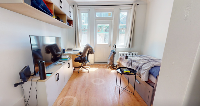 1 bedroom 1 bath downtown Montreal